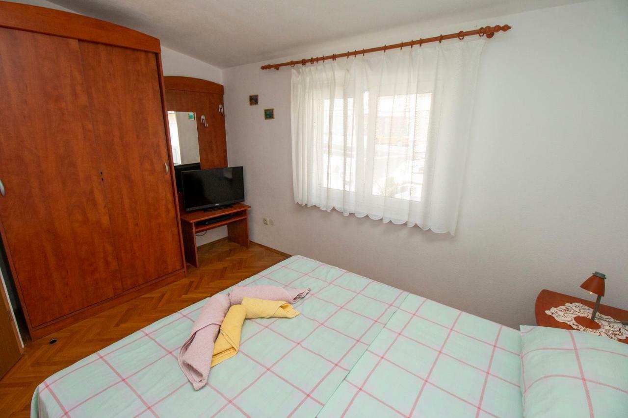 Apartmani Vrljicak オミシュ エクステリア 写真