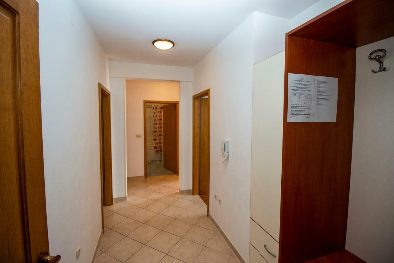 Apartmani Vrljicak オミシュ エクステリア 写真