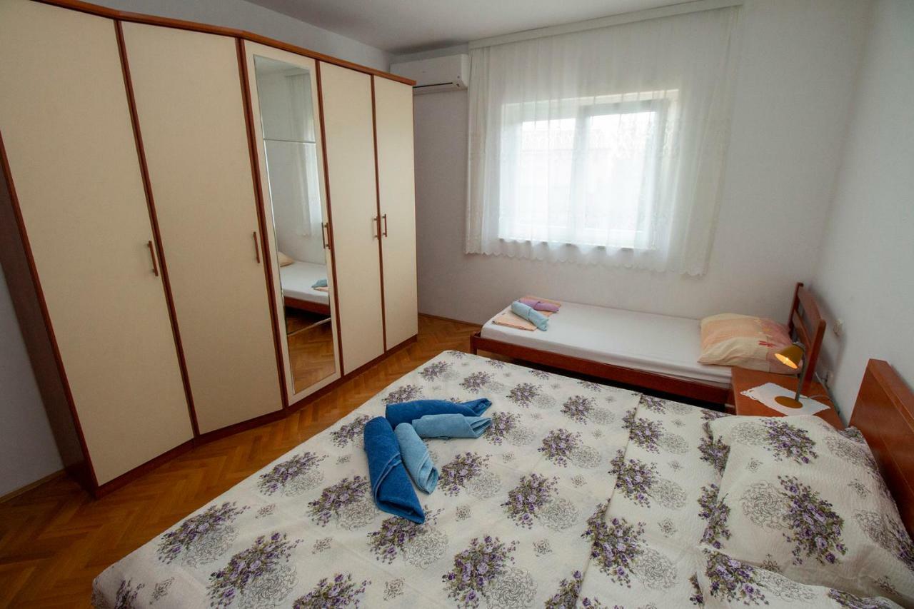 Apartmani Vrljicak オミシュ エクステリア 写真